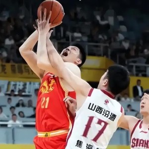 易胜博体育登录入口-卫冕冠军陷绝境！山西掀翻广厦，孙铭徽能救场吗